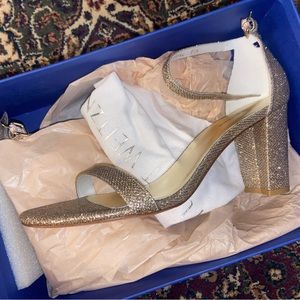 Stuart Weitzman NEARLYNUDE Sandal in Platinum